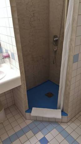 Imagen de la habitación del Hotel Löwen Arian. Foto 8