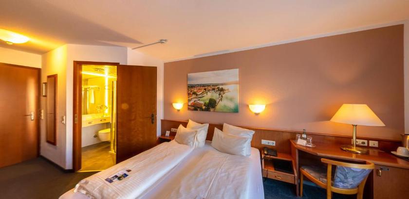 Imagen de la habitación del Hotel L&ouml;wen. Foto 5