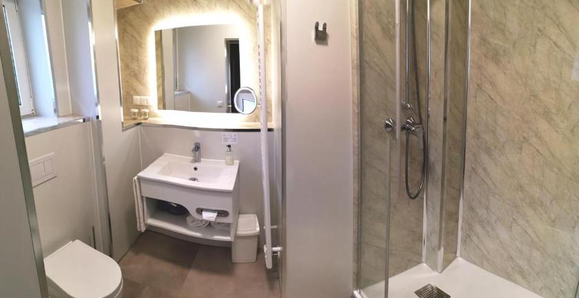 Imagen de la habitación del Hotel L&ouml;wen, Meckenbeuren. Foto 7