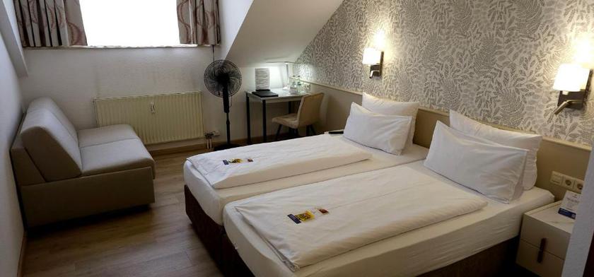 Imagen de la habitación del Hotel L&ouml;wen, Meckenbeuren. Foto 12