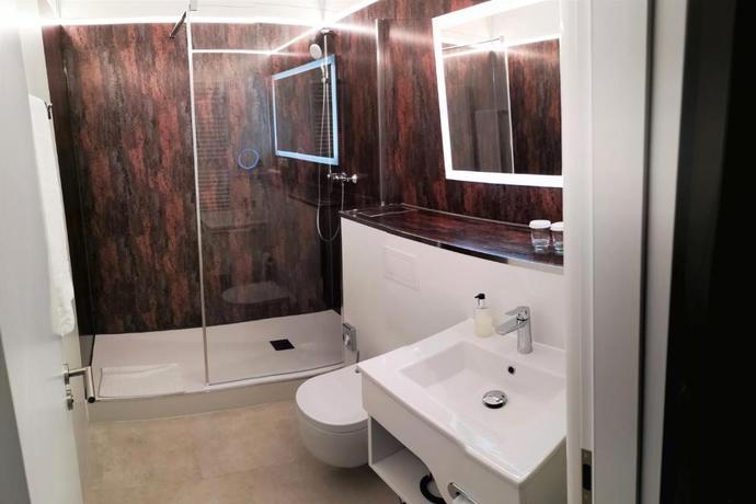 Imagen de la habitación del Hotel L&ouml;wen, Meckenbeuren. Foto 14