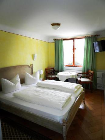 Imagen de la habitación del Hotel L&ouml;wen-Weinstube. Foto 10