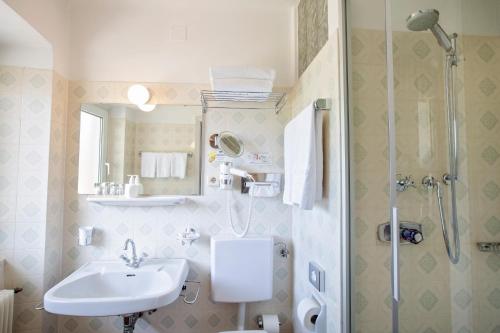 Imagen de la habitación del Hotel L&ouml;wenhof, Neustift - Novacella. Foto 7