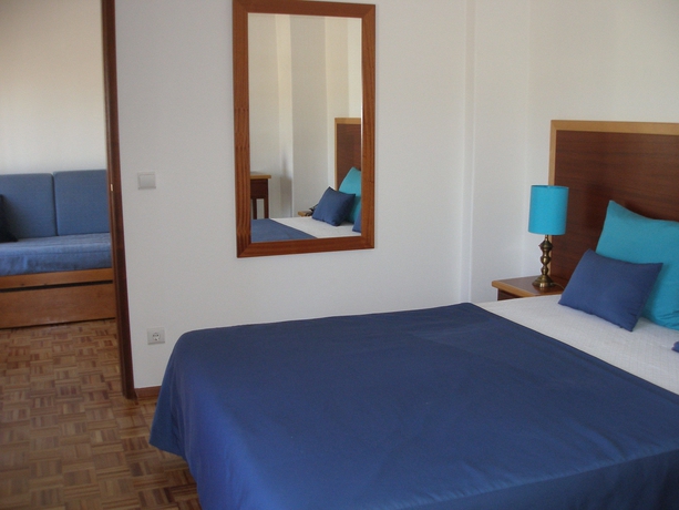 Imagen de la habitación del Hotel Louro. Foto 3