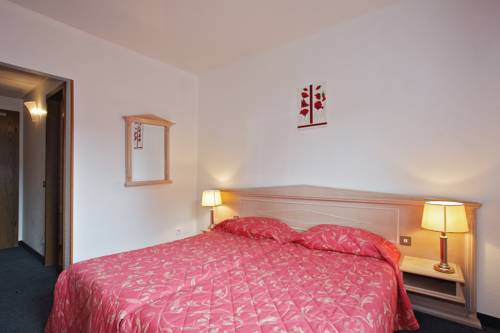 Imagen de la habitación del Hotel L'ours De Mutzig. Foto 3