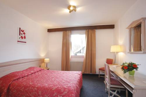 Imagen de la habitación del Hotel L'ours De Mutzig. Foto 7