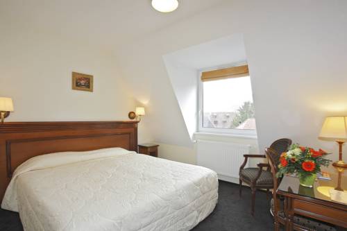 Imagen de la habitación del Hotel L'ours De Mutzig. Foto 8