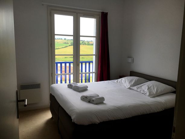 Imagen de la habitación del Hotel L'oustal Del Carlat. Foto 8