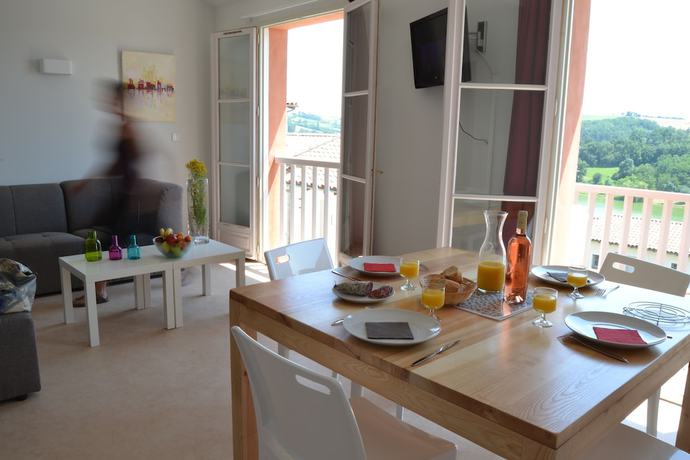 Imagen de la habitación del Hotel L'oustal Del Carlat. Foto 12