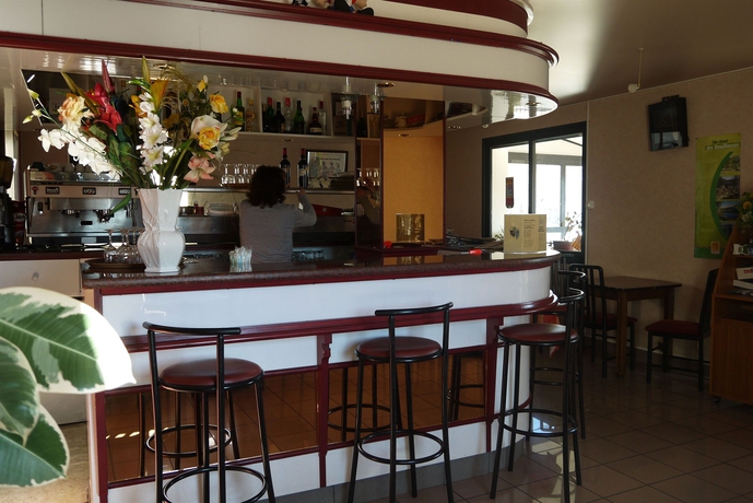 Imagen del bar/restaurante del Hotel L'oustalet. Foto 3