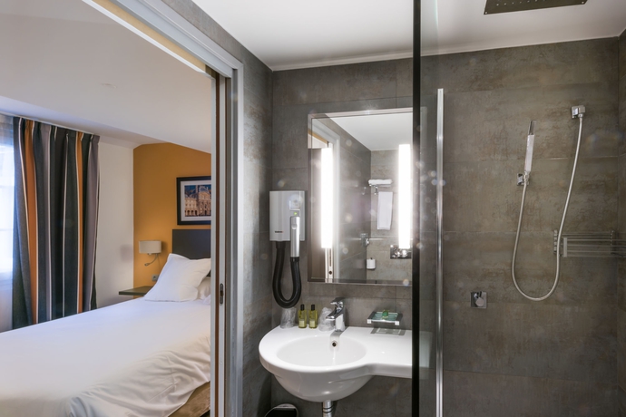 Imagen de la habitación del Hotel Louvre Richelieu. Foto 5