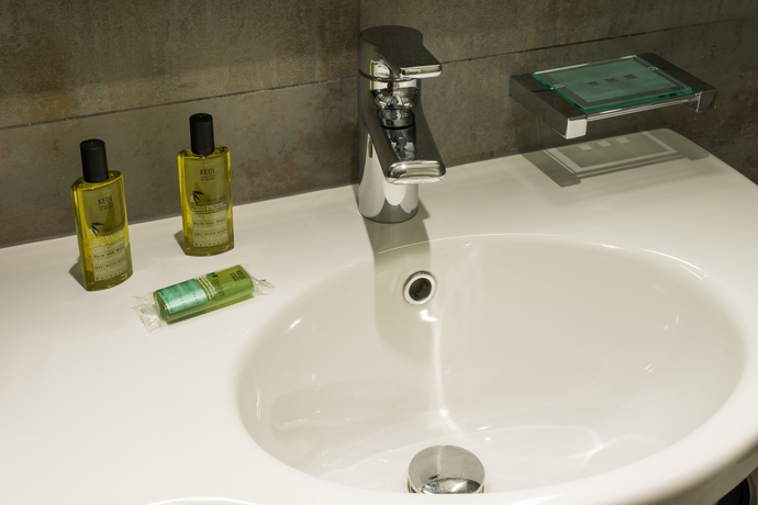 Imagen de la habitación del Hotel Louvre Richelieu. Foto 14