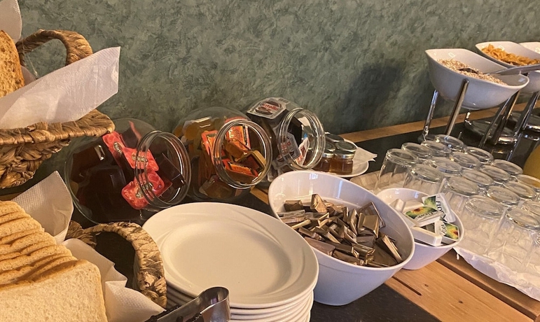 Imagen del bar/restaurante del Hotel Lovat Arms. Foto 4