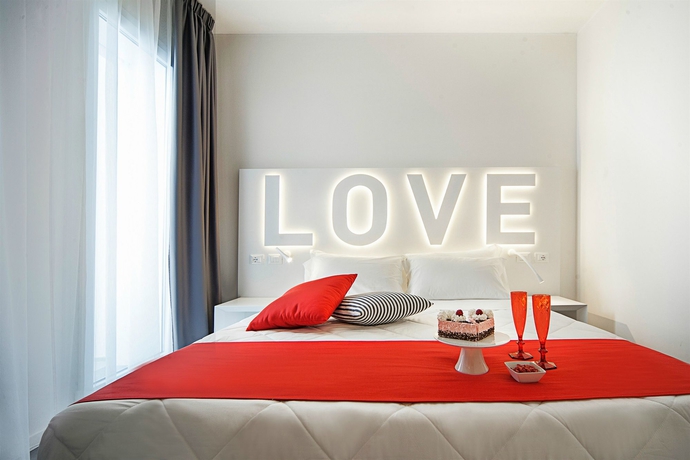 Imagen de la habitación del Hotel Love Boat. Foto 10