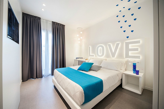 Imagen de la habitación del Hotel Love Boat. Foto 12