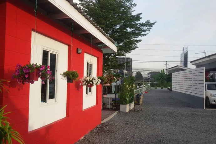Imagen de los exteriores del Hotel Love Box Resort. Foto 18