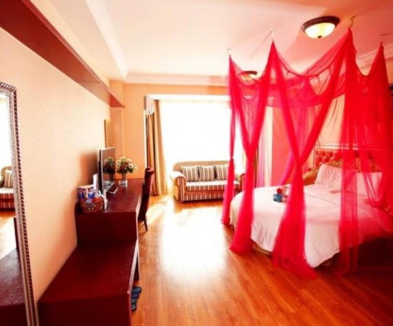 Imagen de la habitación del Hotel Love Face. Foto 19
