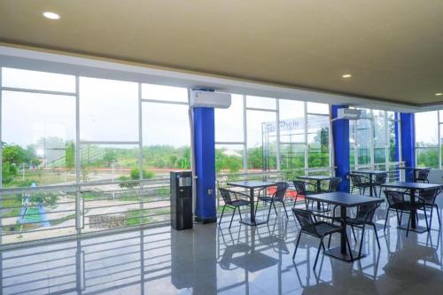 Imagen general del Hotel Love In and Resort. Foto 6