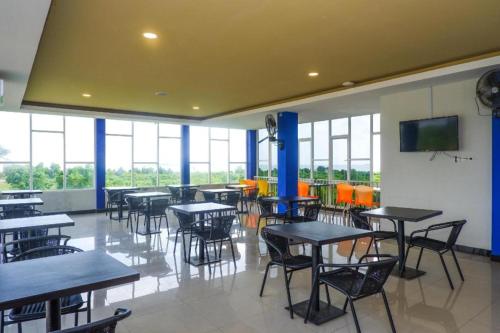 Imagen general del Hotel Love In and Resort. Foto 7
