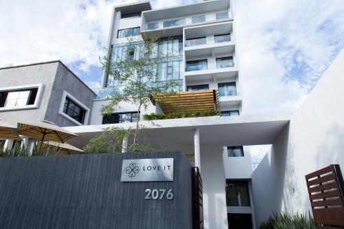 Imagen general del Hotel Love It CAS Consulate. Foto 2