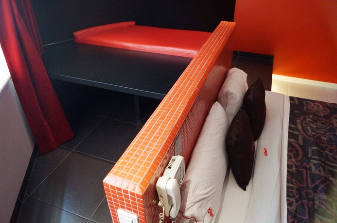 Imagen de la habitación del Hotel Love Kron. Foto 6