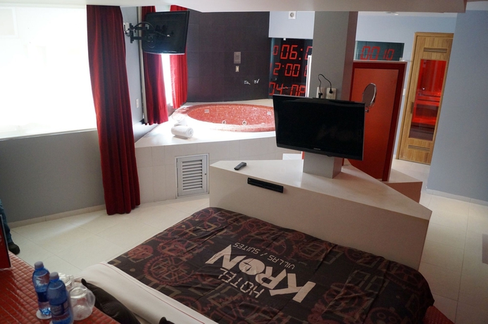 Imagen de la habitación del Hotel Love Kron. Foto 9