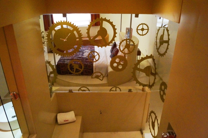 Imagen de la habitación del Hotel Love Kron. Foto 14