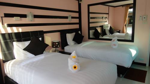 Imagen de la habitación del Hotel Love You Resort. Foto 13