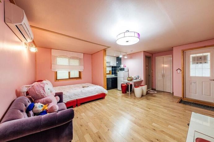 Imagen de la habitación del Hotel Love and story pension. Foto 15