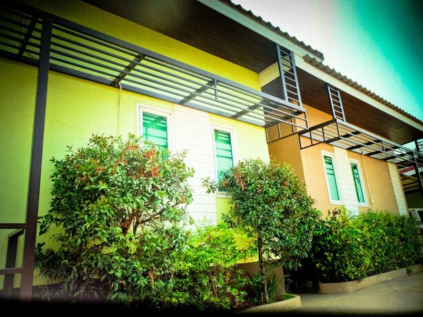 Imagen de la habitación del Hotel Love is Resort. Foto 17