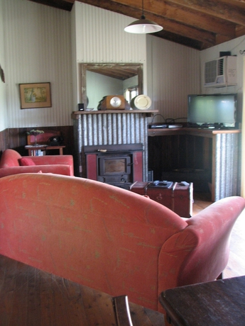 Imagen de la habitación del Hotel Lovedale Cottages. Foto 10