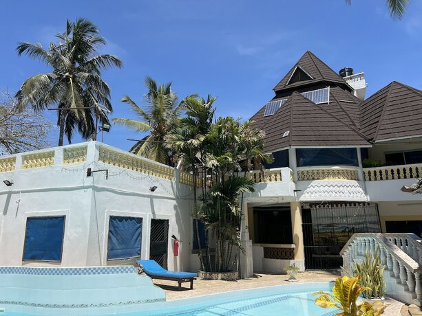 Imagen de la habitación del Hotel Lovely 5-bed Room House With a Swimming Pool. Foto 19