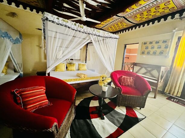 Imagen general del Hotel Lovely 5-bed Room House With a Swimming Pool. Foto 7