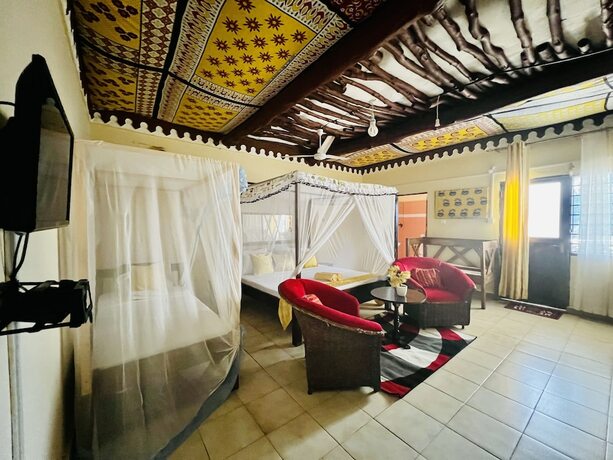 Imagen general del Hotel Lovely 5-bed Room House With a Swimming Pool. Foto 10