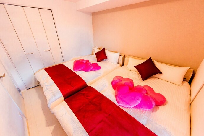 Imagen de la habitación del Hotel Lovely. Foto 10