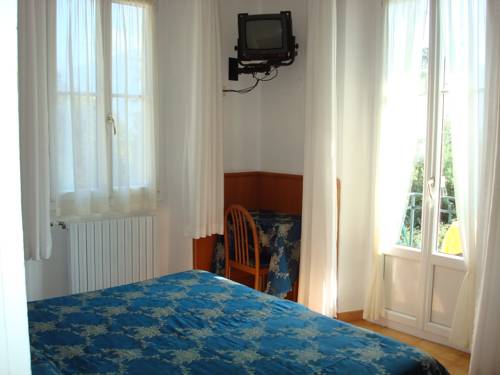 Imagen de la habitación del Hotel Loveno. Foto 6