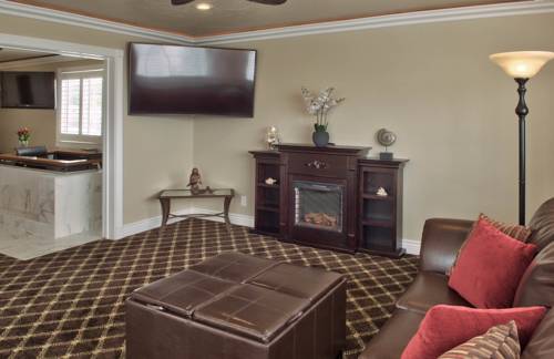 Imagen de la habitación del Hotel Lovers Point Inn. Foto 4