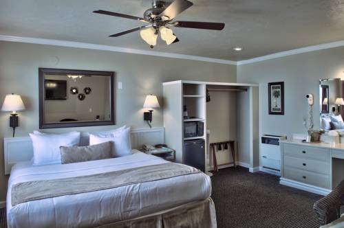 Imagen de la habitación del Hotel Lovers Point Inn. Foto 9