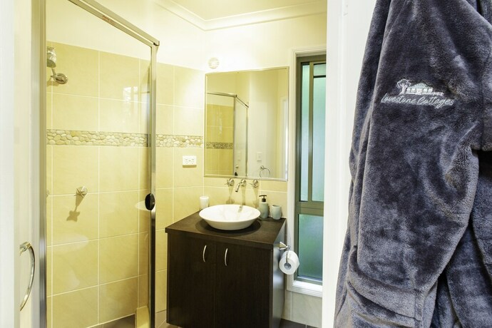 Imagen de la habitación del Hotel Lovestone Cottages. Foto 33