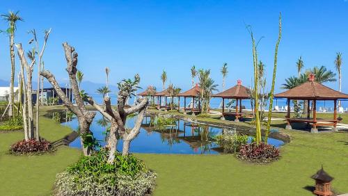 Imagen general del Hotel Lovina Beach Club and Resort. Foto 2