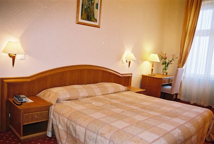 Imagen de la habitación del Hotel Lovran. Foto 8