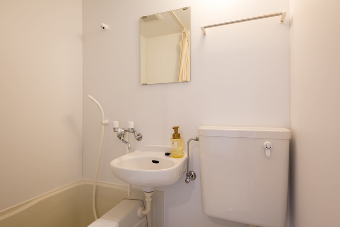 Imagen de la habitación del Hotel Low Cost Resort Manza Beach. Foto 5