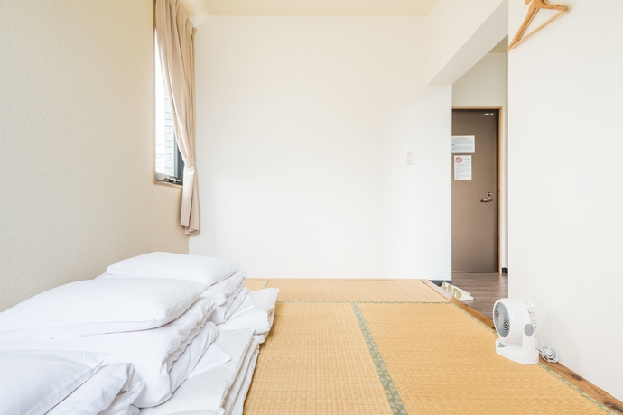 Imagen de la habitación del Hotel Low Cost Resort Manza Beach. Foto 7