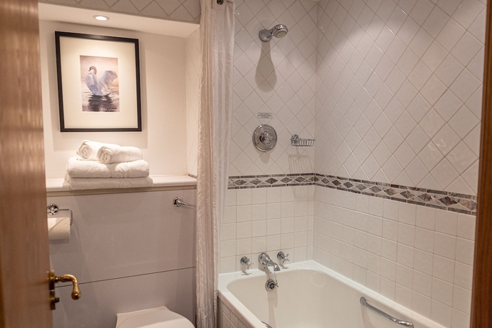 Imagen de la habitación del Hotel Low Wood Bay Resort and Spa. Foto 13