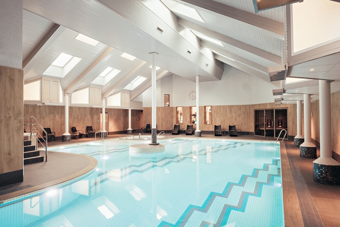 Imagen de la piscina del Hotel Low Wood Bay Resort and Spa. Foto 17