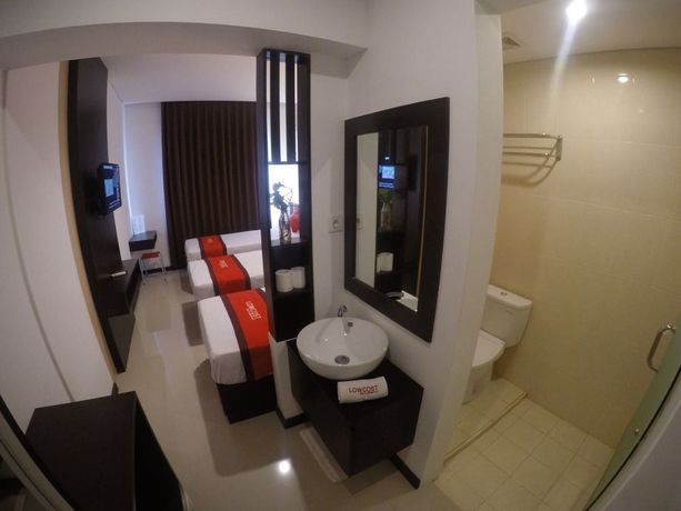 Imagen de la habitación del Hotel Lowcost Bed and Breakfast. Foto 13
