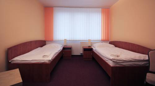 Imagen de la habitación del Hotel Lowcost Ostrava. Foto 9