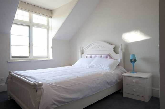 Imagen de la habitación del Hotel Lowena Cafe and Accommodation. Foto 18
