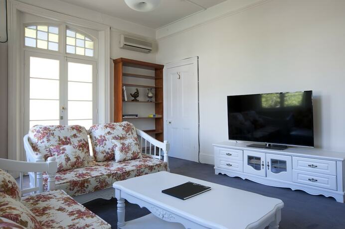 Imagen de la habitación del Hotel Lowena Cafe and Accommodation. Foto 23