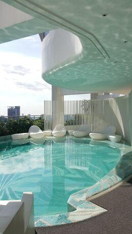 Imagen general del Hotel Lower Penthouse Unit In Acqua Residences. Foto 4